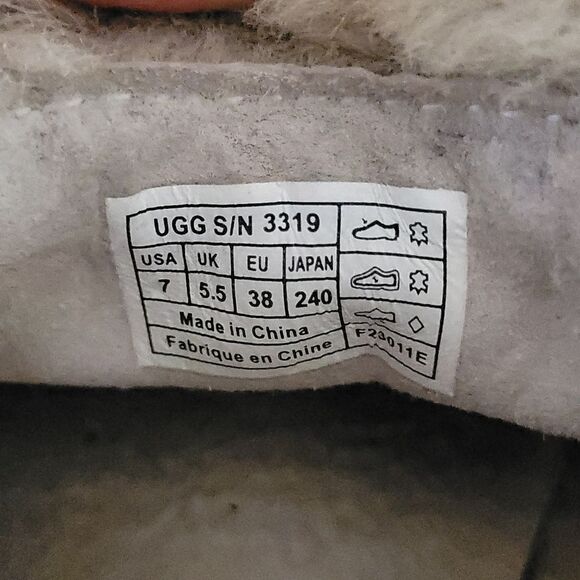 UGG Australia Women's ARIANI Moccasin Ankle Boots Sneakers Size 7 - Picture 5 of 10